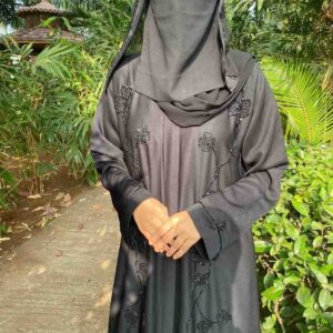 AlfaizaAbaya023